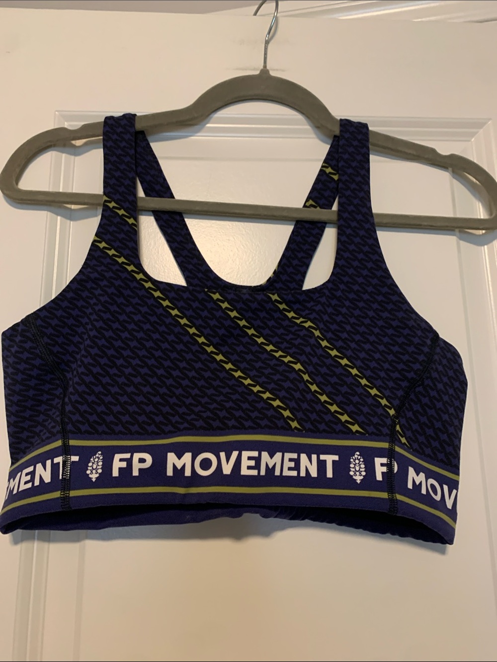 Free People Movement Sports Bra, Sz M
NWT